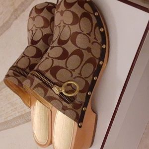 Coach Jessi clogs with zipper detail